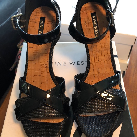 Nine West Wedges - Picture 2 of 4